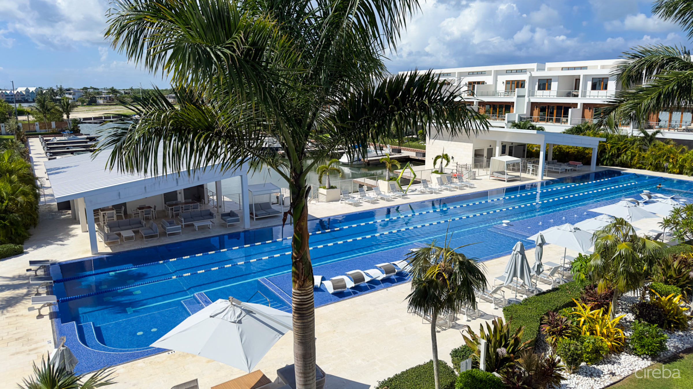 Arvia Canal Front 3Bed