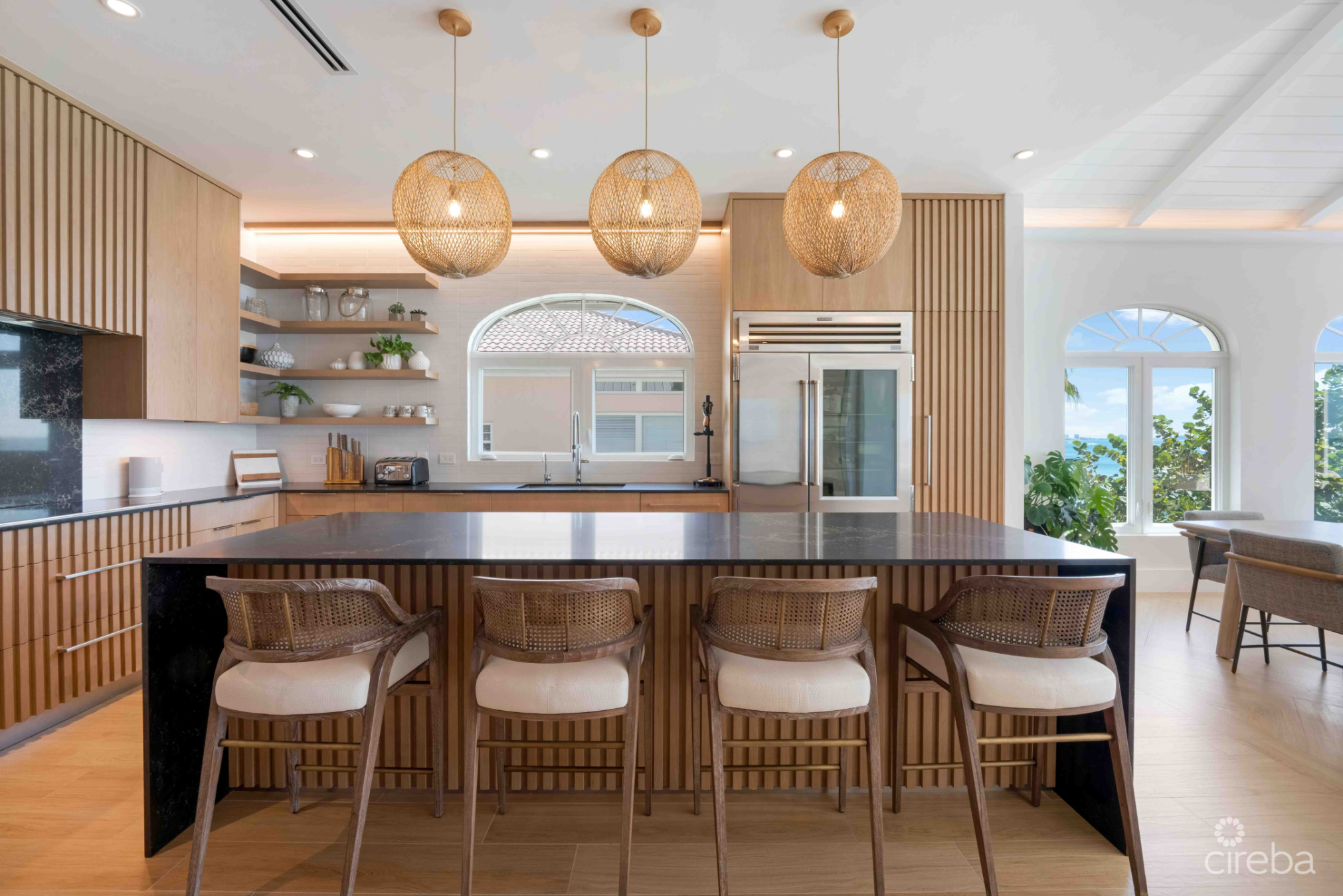 4 Bed Penthouse Seven Mile Beach Mandalay