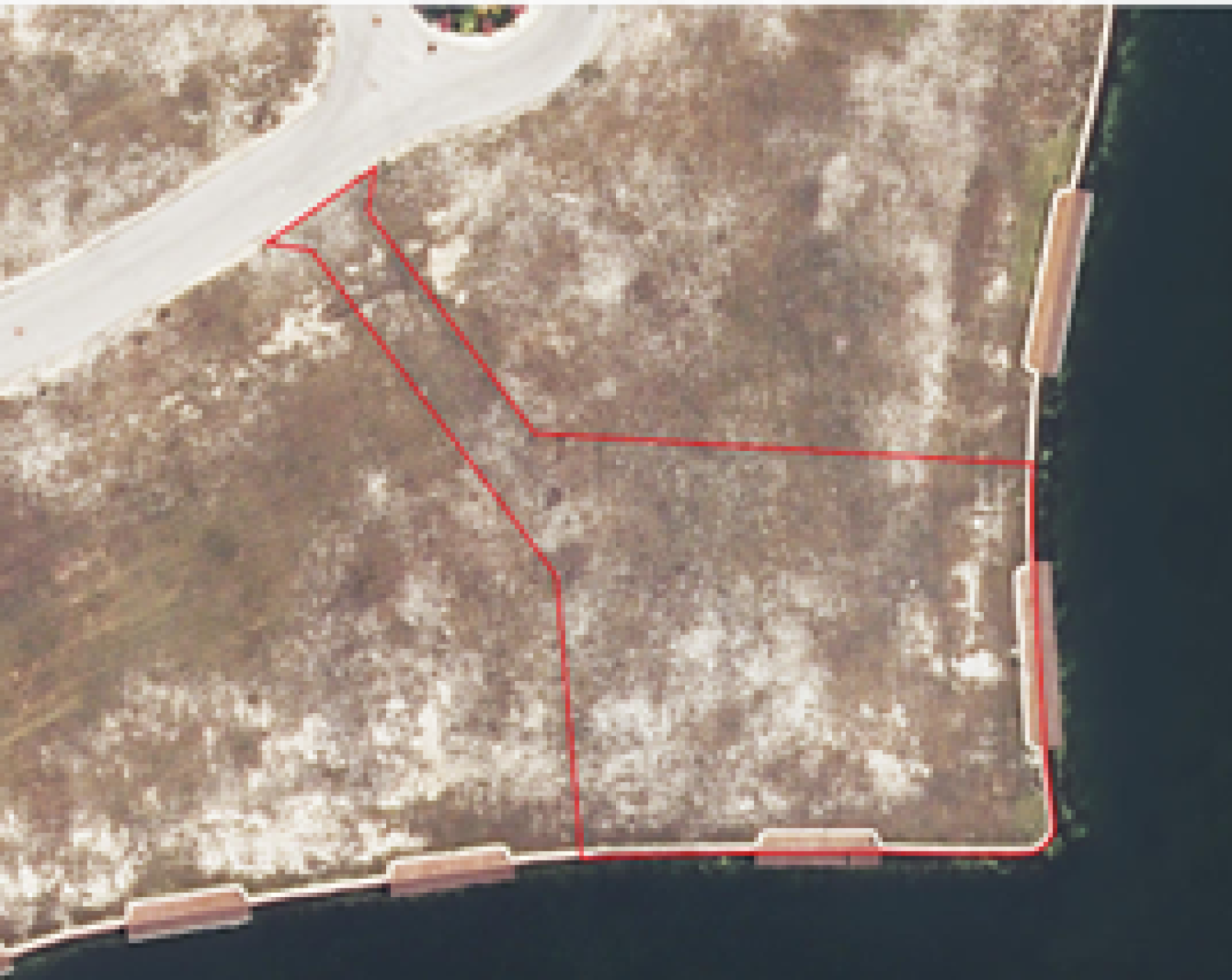 Large Harbour Reach Lot