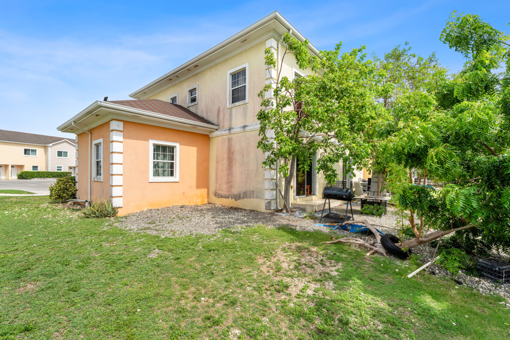 West Bay 3-Bed End Unit - Owner Pays Stamp Duty