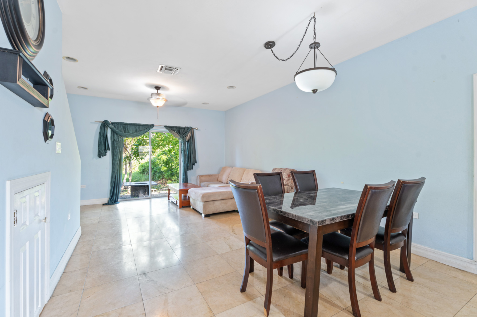 West Bay 3-Bed End Unit - Owner Pays Stamp Duty