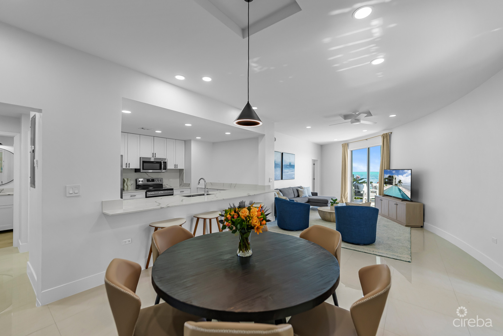 Turtle Cove Oceanfront 3 Bed With Outstanding View