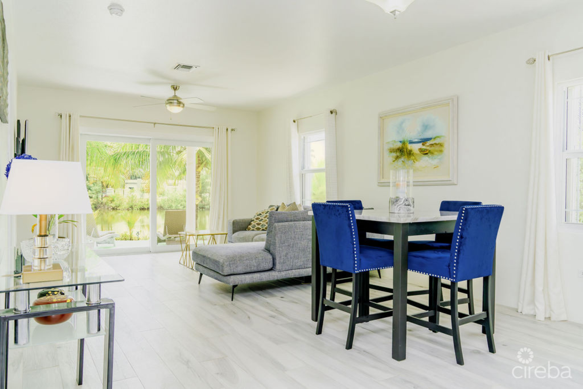 Great Price - Lakefront 3Beds Home On Private Land