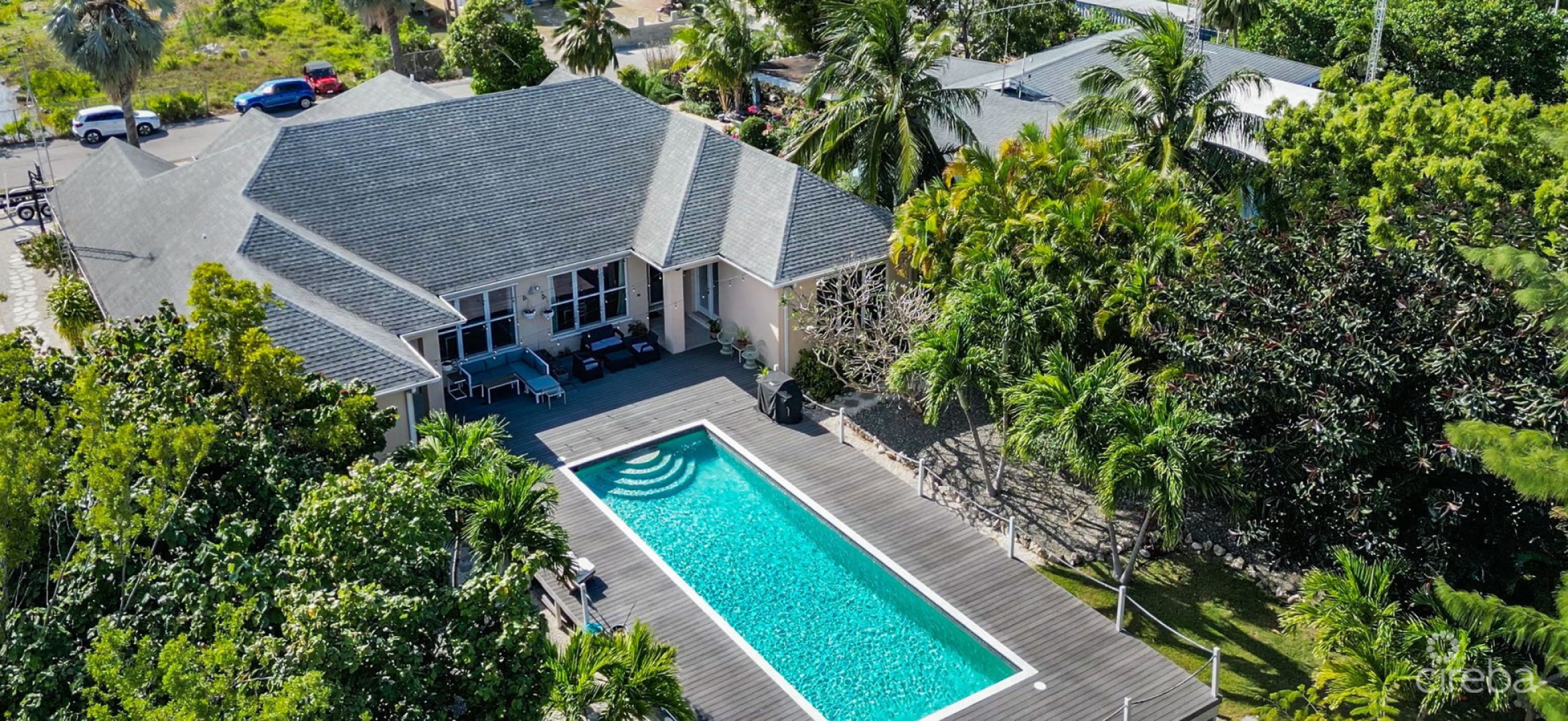4,465 Sf Canal Front Duplex With Pool  (Both Sides - Or Individually)
