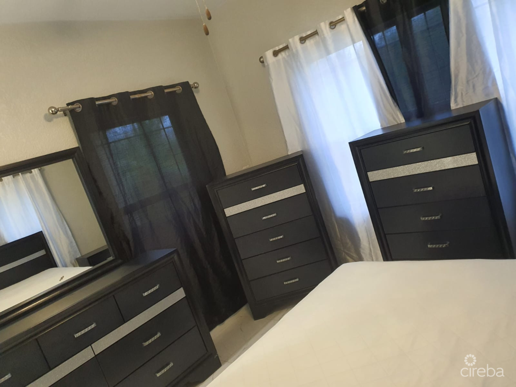 42 Eiffel Dr. – 3 Bed House In Breakers