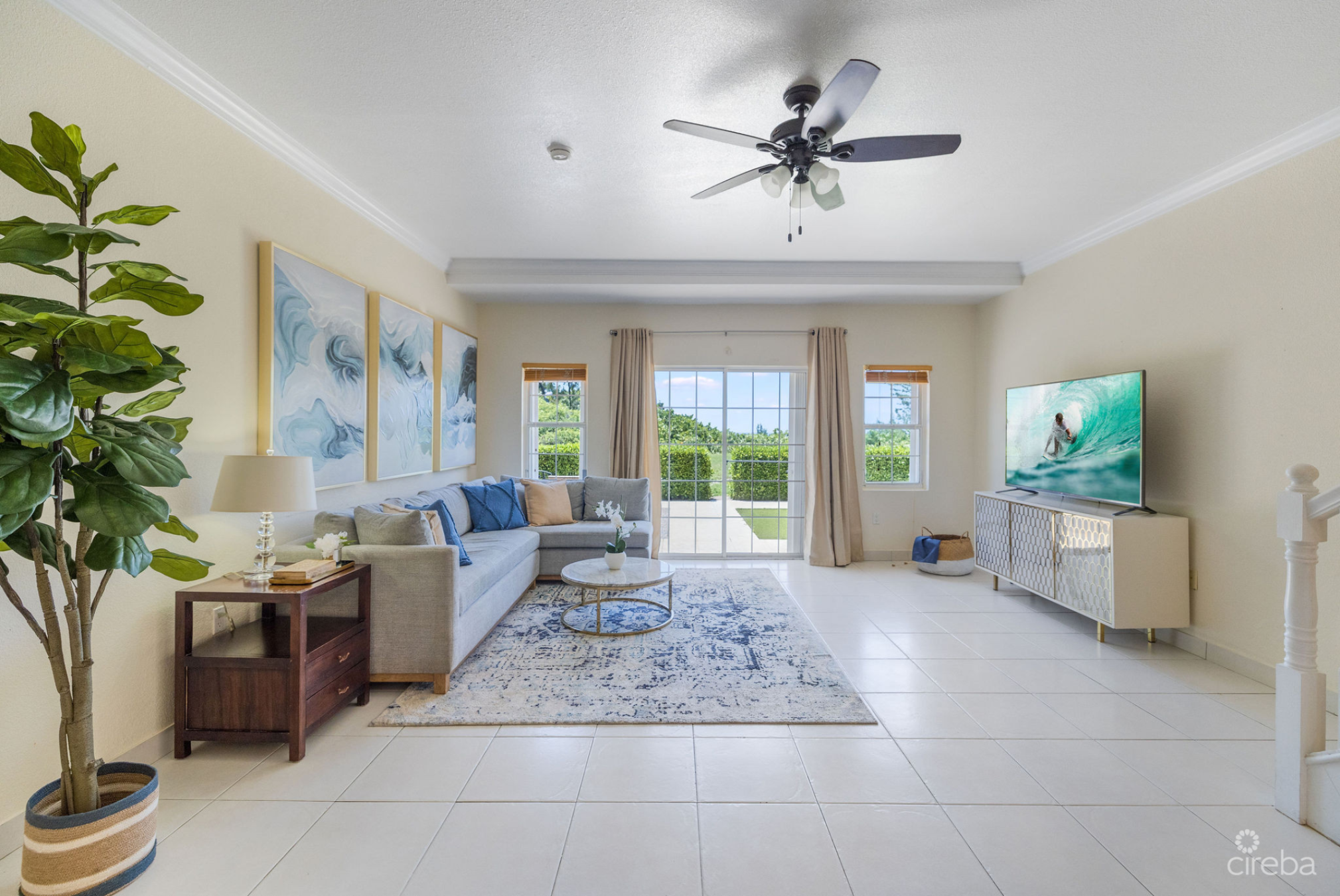 Paradise Point | 3-Bed, 2.5-Bath Oceanfront Townhouse | West Bay