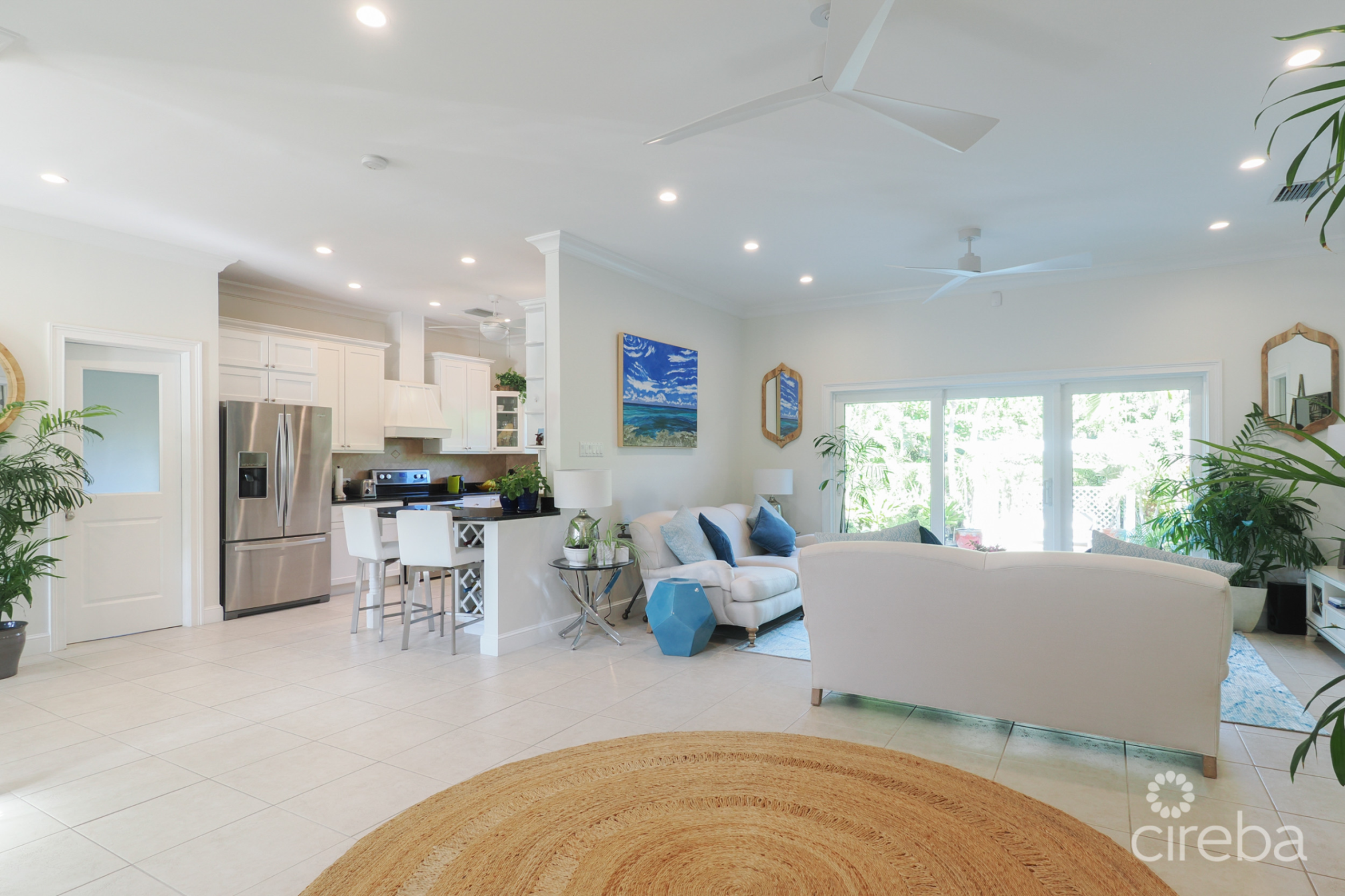 Vienna Circle, 4Bed Family Home With Pool