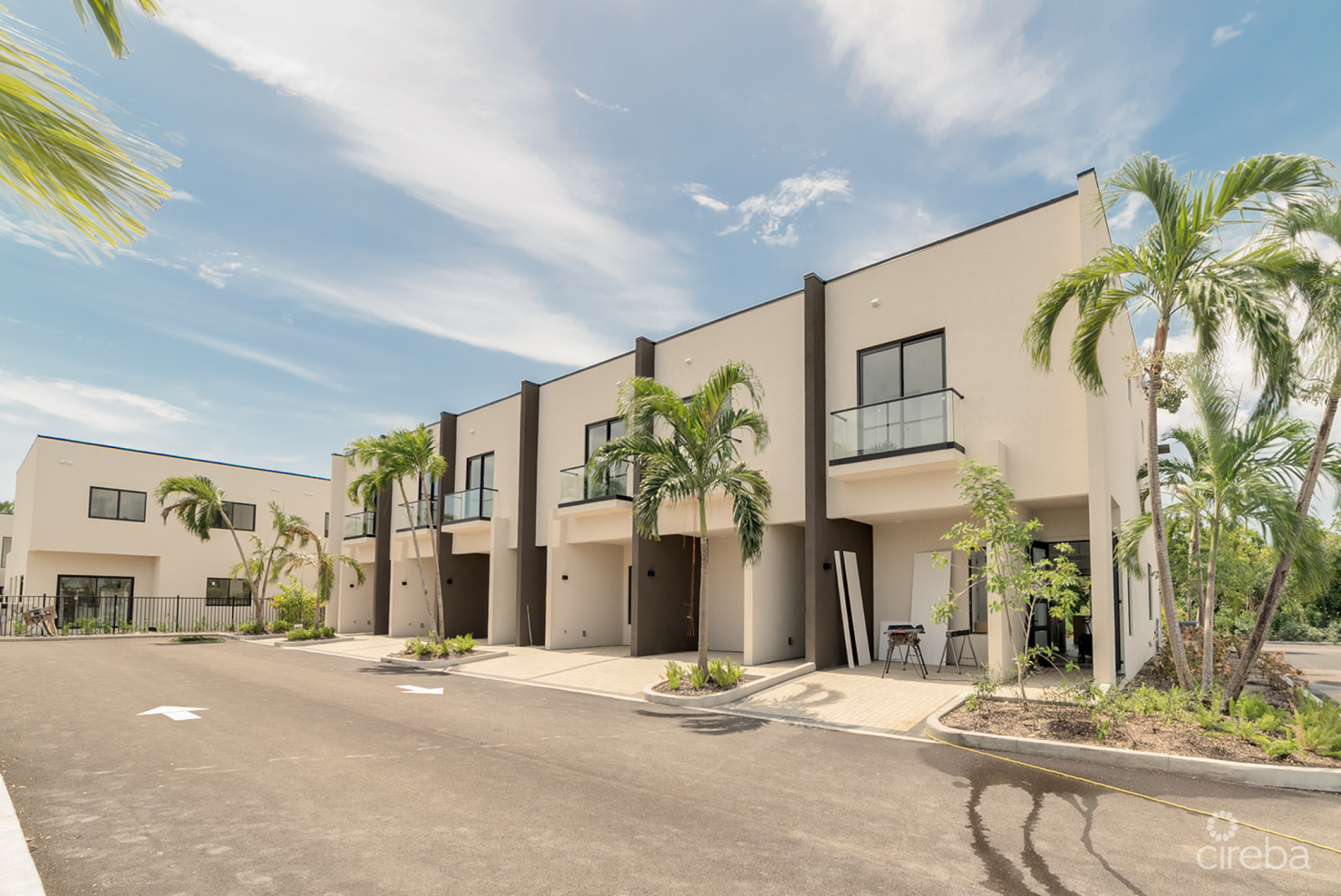 Prive Stylishly Upgraded 2B/2.5B Unit