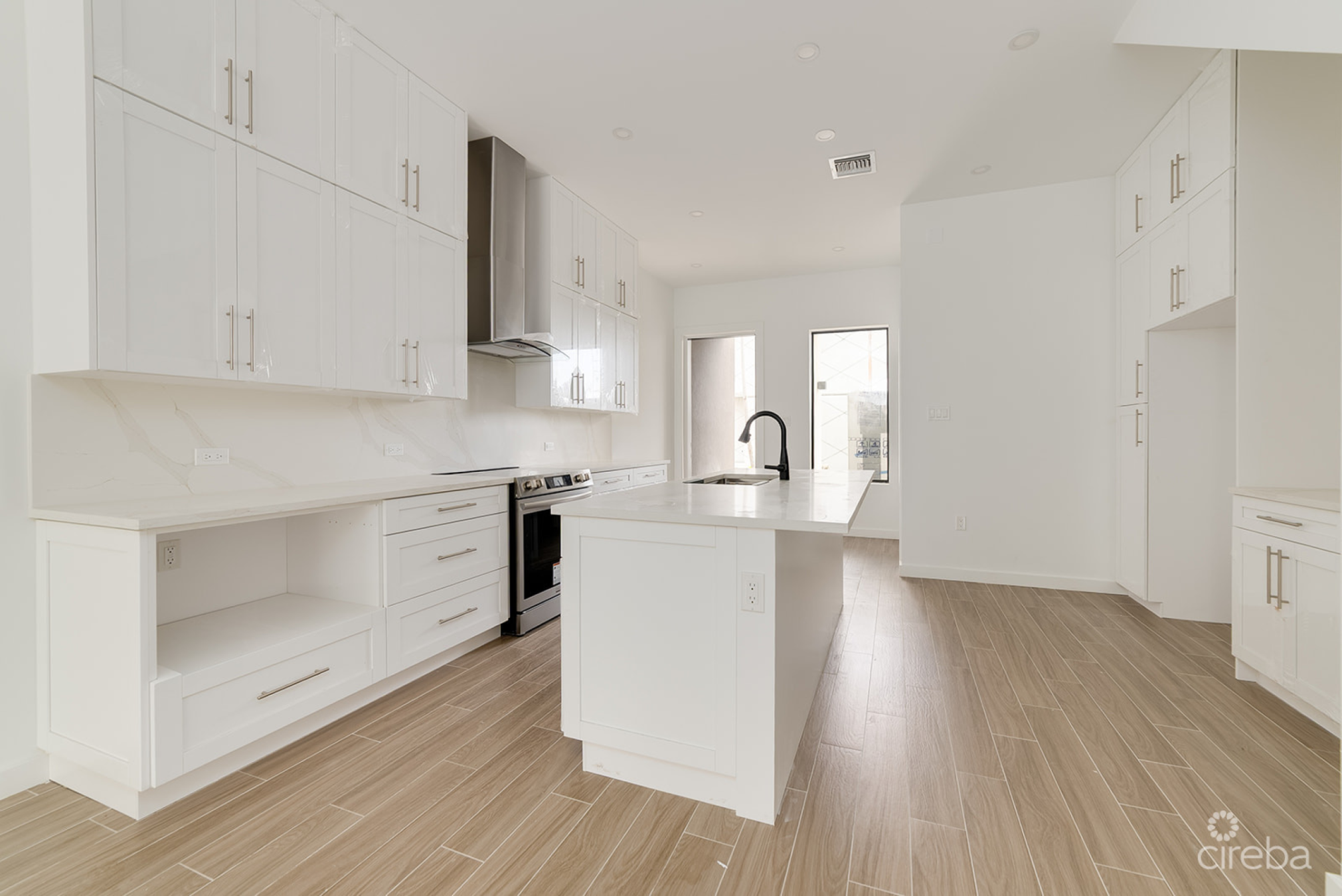 Prive Stylishly Upgraded 2B/2.5B Unit
