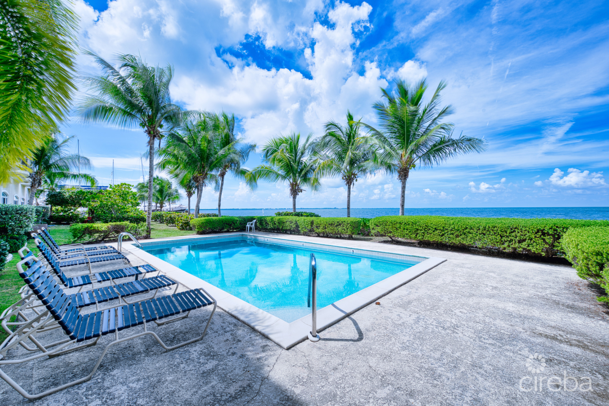 Oceanfront Corner Unit- Harbour Point Villa #5