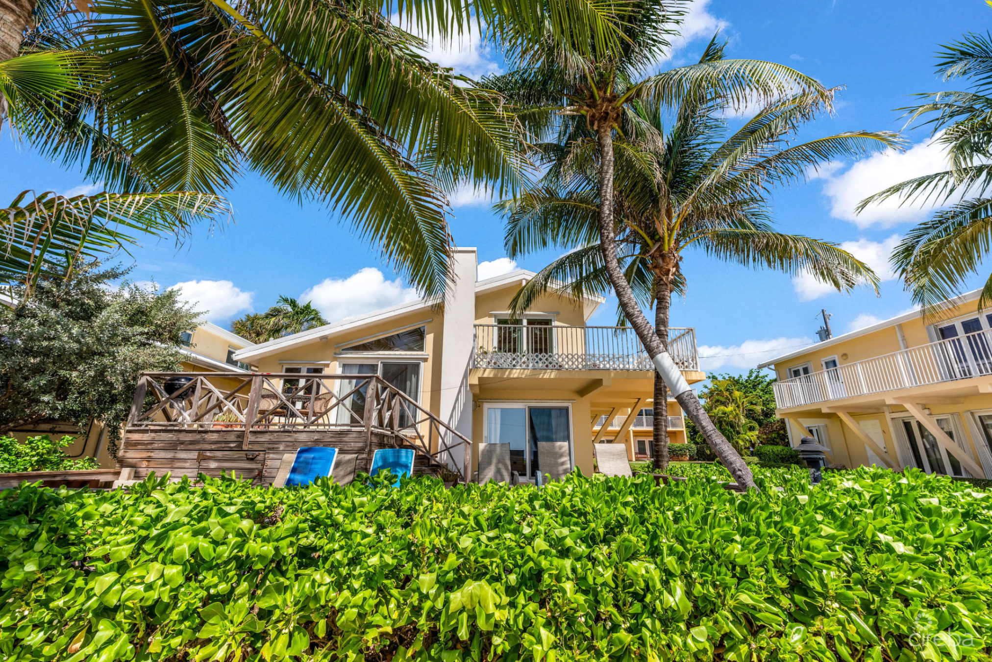 Caribbean Paradise 8, Beachfront Villa
