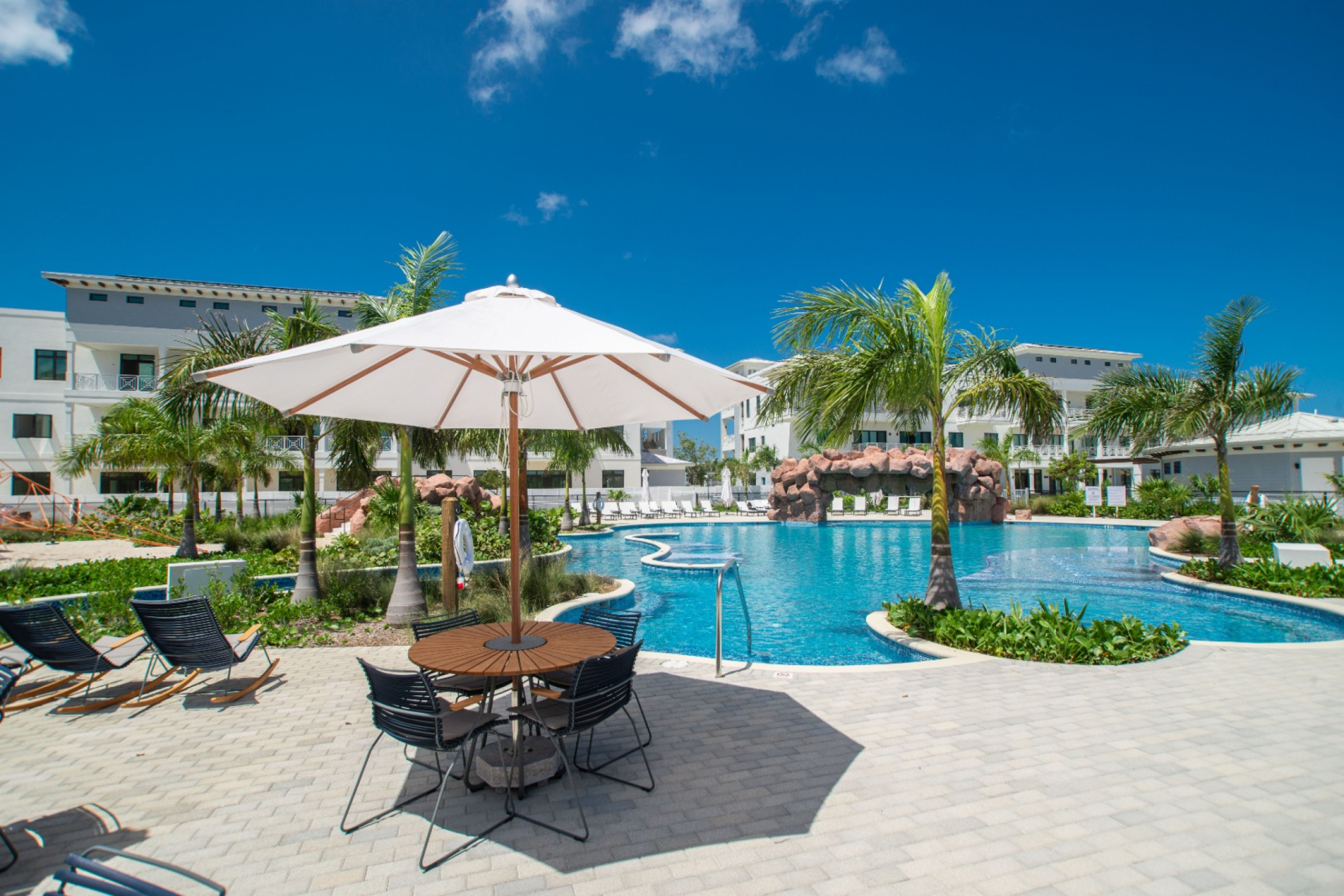 Available Now: Modern 3-Bedroom Condo In Olea