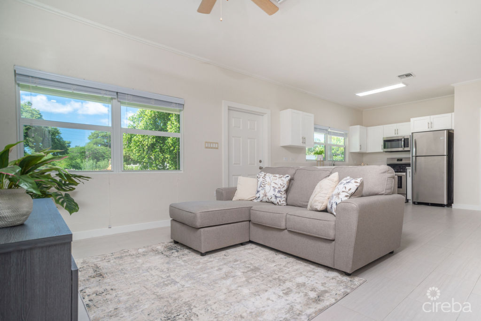 Beautifully Renovated 3Bed Home With Den + Income Producing 1 Bed Apartment
