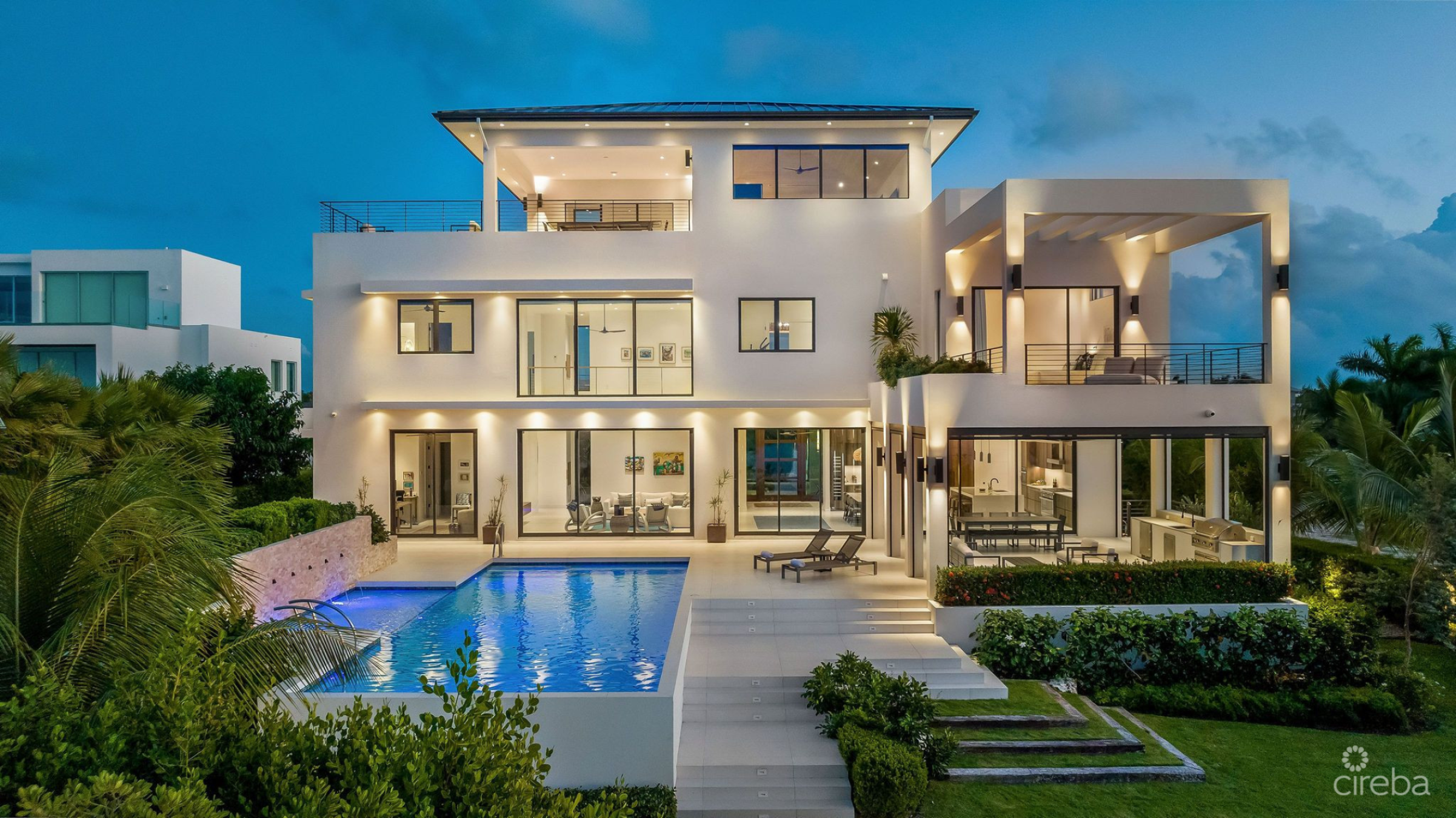 60 Lalique Peninsula Quay - Laid-Back Luxury Family Home In Crystal Harbour