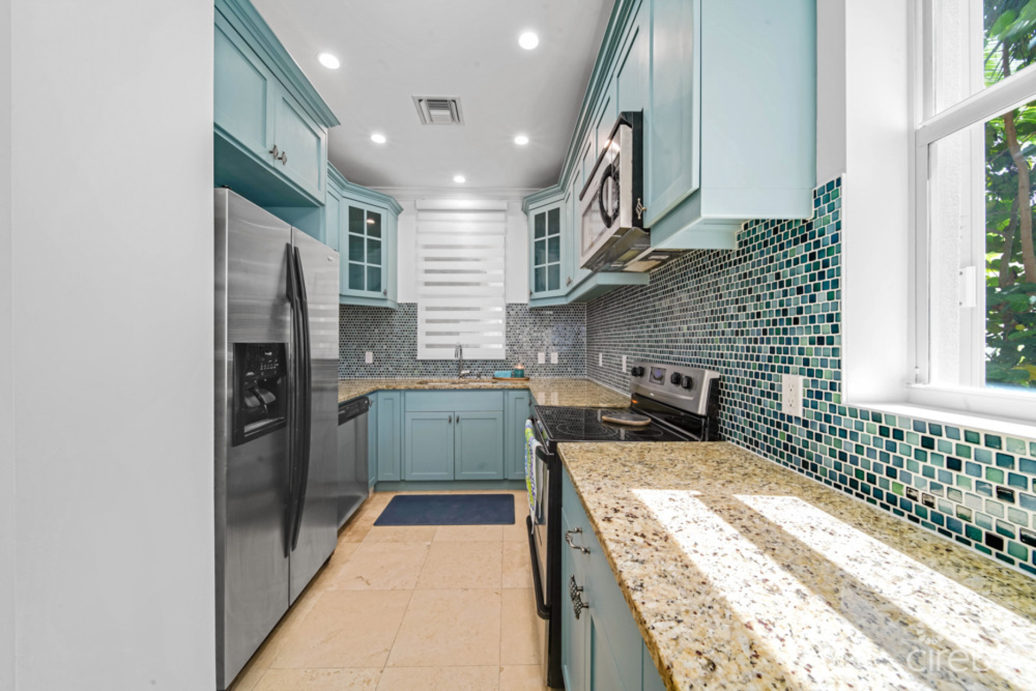 Kisha 105 | 2Bdrm Waterfront Walkout  -Coastal Chic Corner Unit